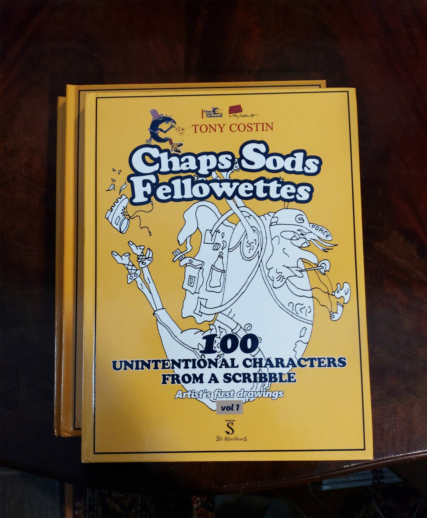 Chaps Sods Fellowettes 100 Unintentional Characters from a Scribble. Artist's first drawings. 'Prints' edition. Hardcover.